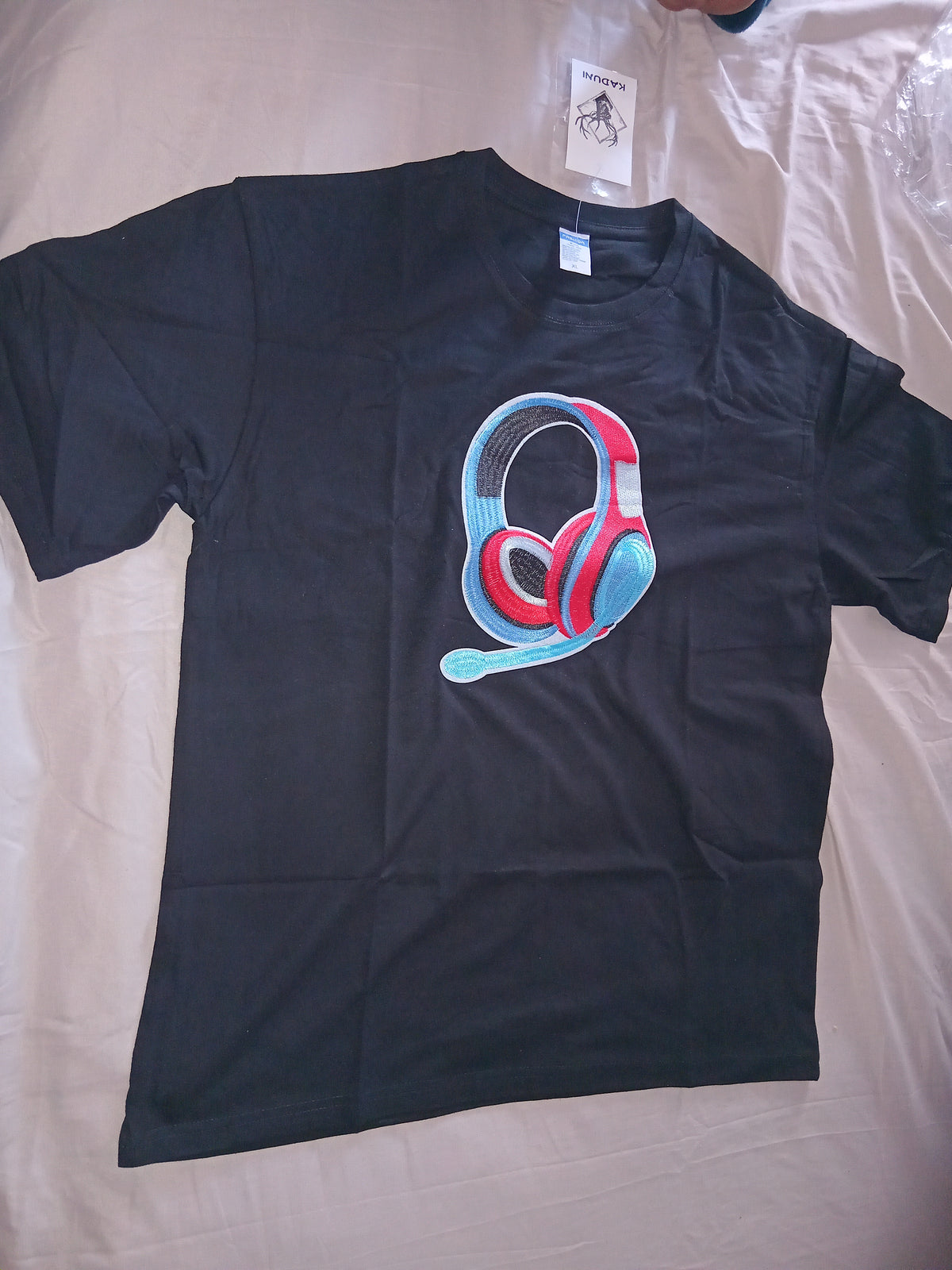 Retro Neon Headset Graphic Gaming Streetwear T-Shirt - Black
